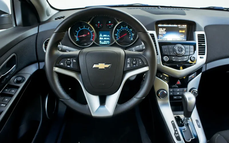 Chevrolet Cruze 2012 салон