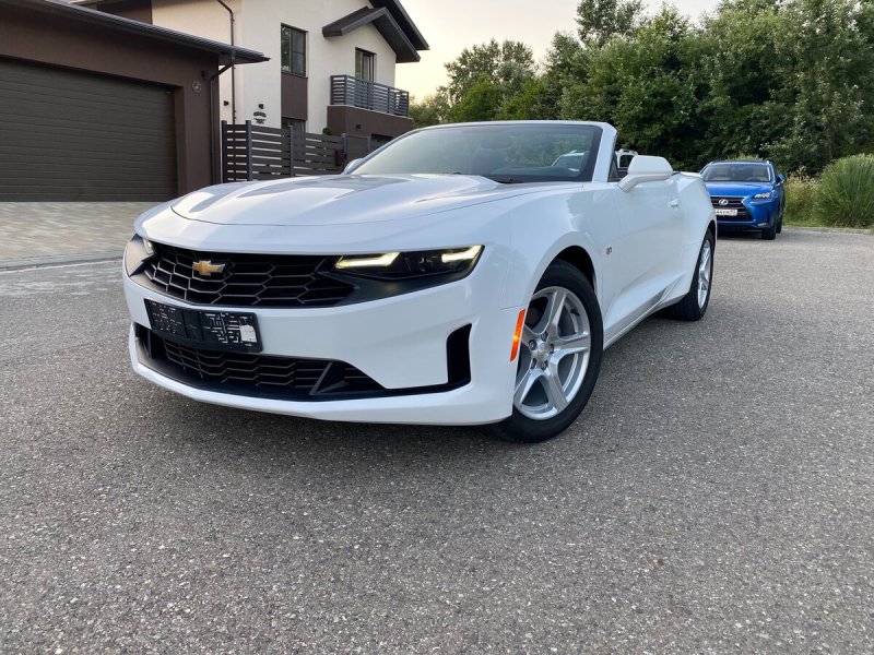 Chevrolet Camaro 2021