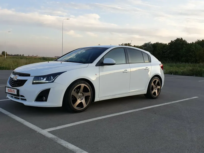 Chevrolet Cruze Hatchback 2013 Tuning