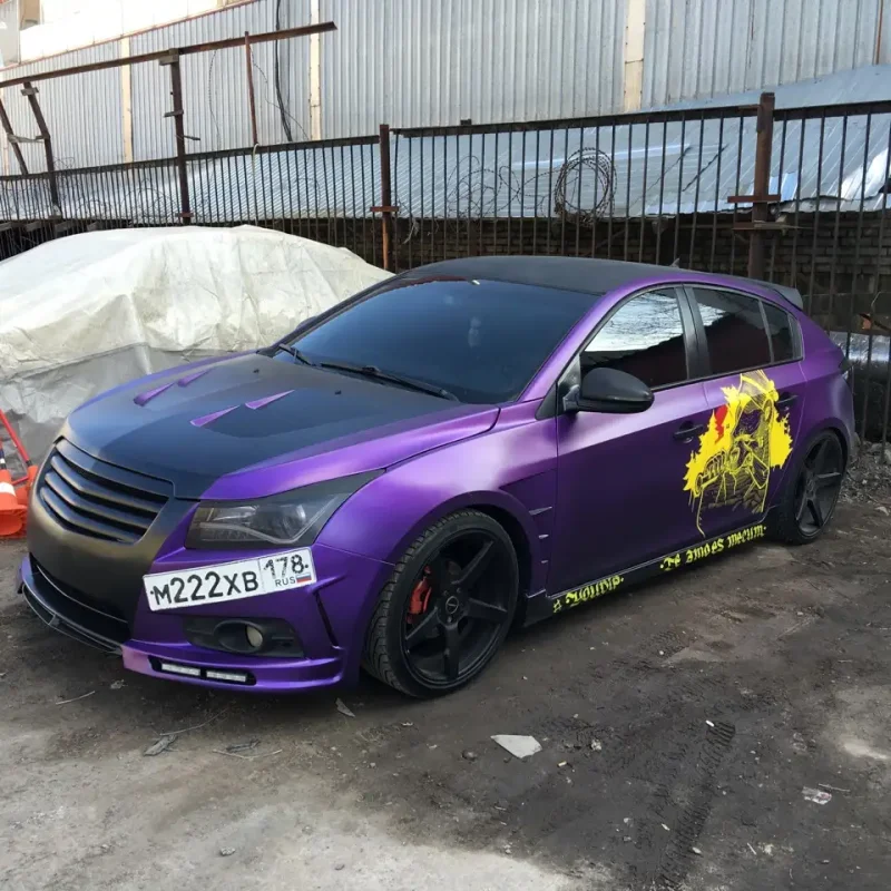 Фиолетовый Chevrolet Cruze