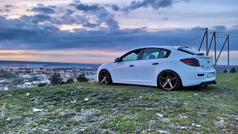 Cruze stance хэтчбек