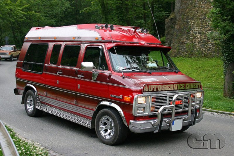Chevrolet фургон GMC