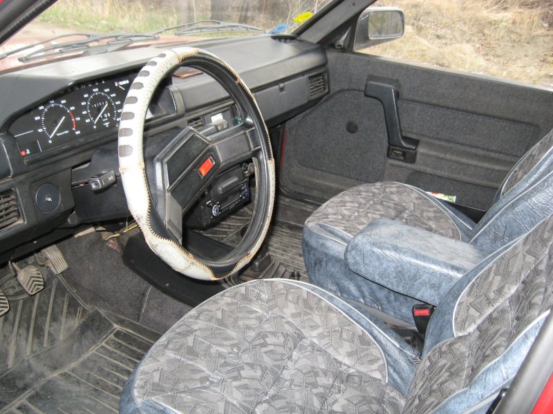 АЗЛК 2141 Святогор салон