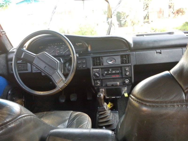 АЗЛК 2141 Святогор салон