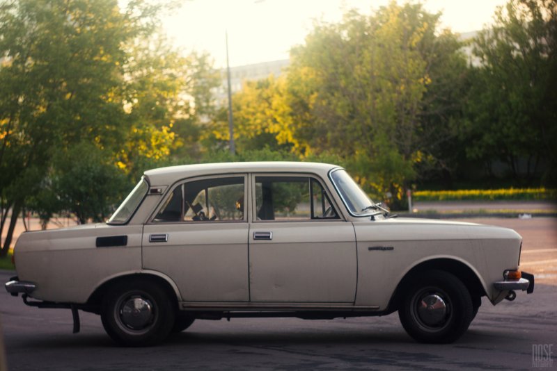 Москвич-408-412 сбоку