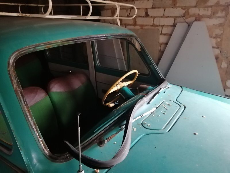 Рамка лобового стекла Москвич 412
