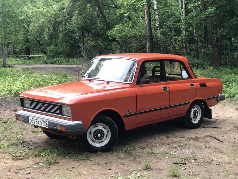 Москвич АЗЛК 2140 Люкс