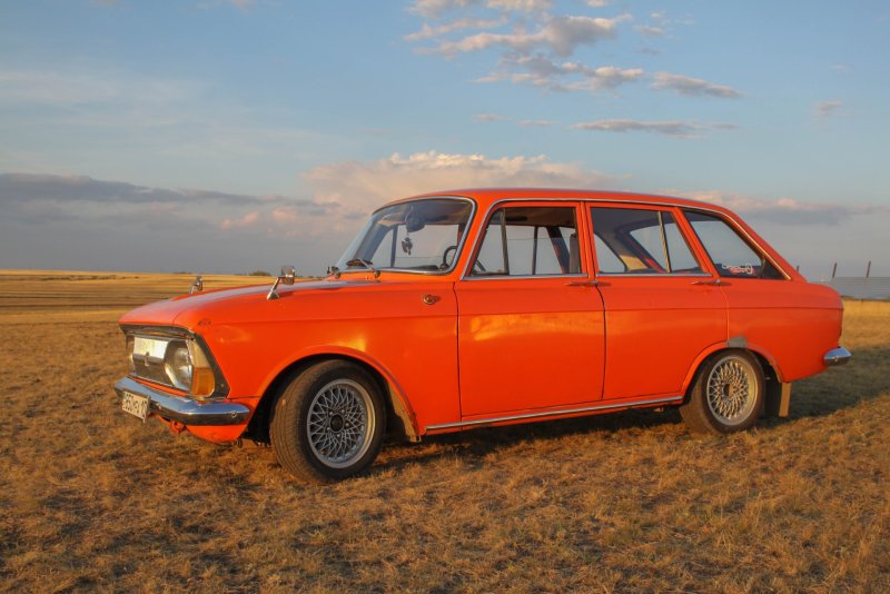 ИЖ 2125 Combi