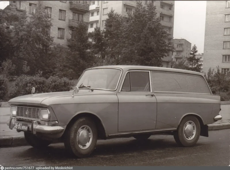 Москвич ИЖ 2715