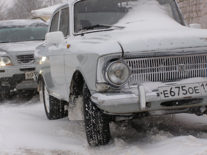 Москвич 412 буксует