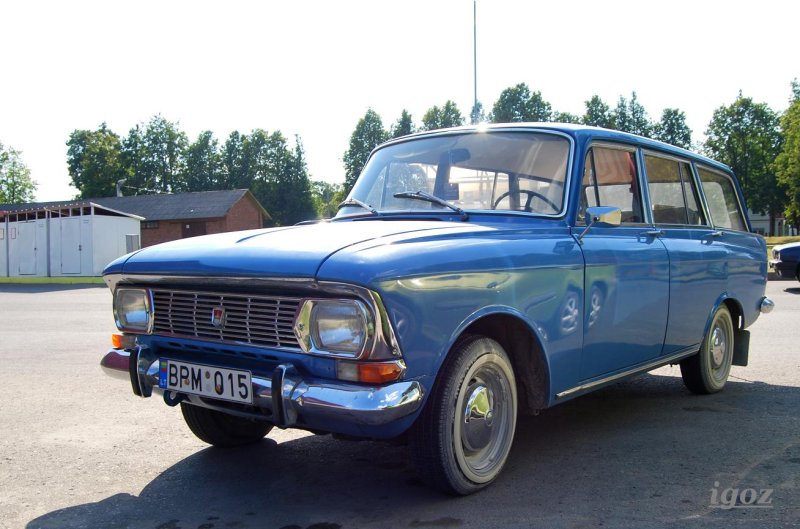 АЗЛК Москвич 426
