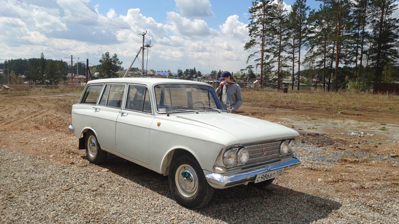Москвич ИЖ 427