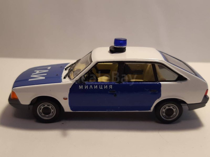 АЗЛК 2141 милиция