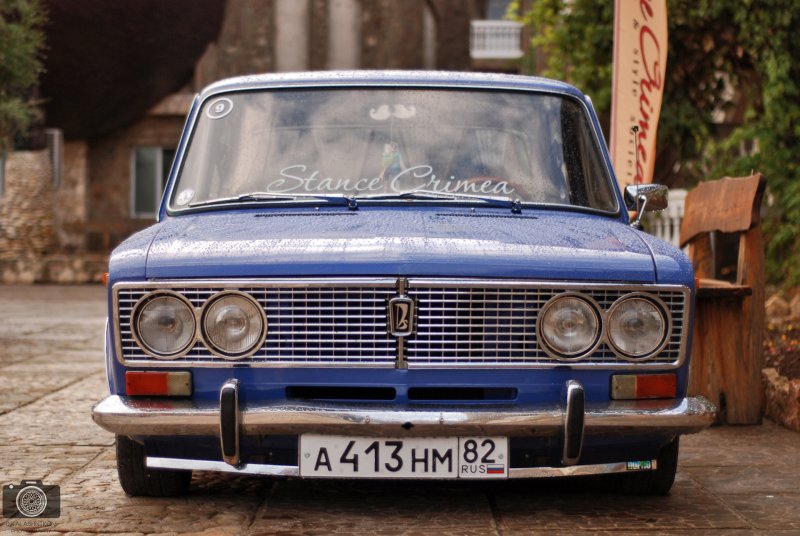 АЗЛК 413