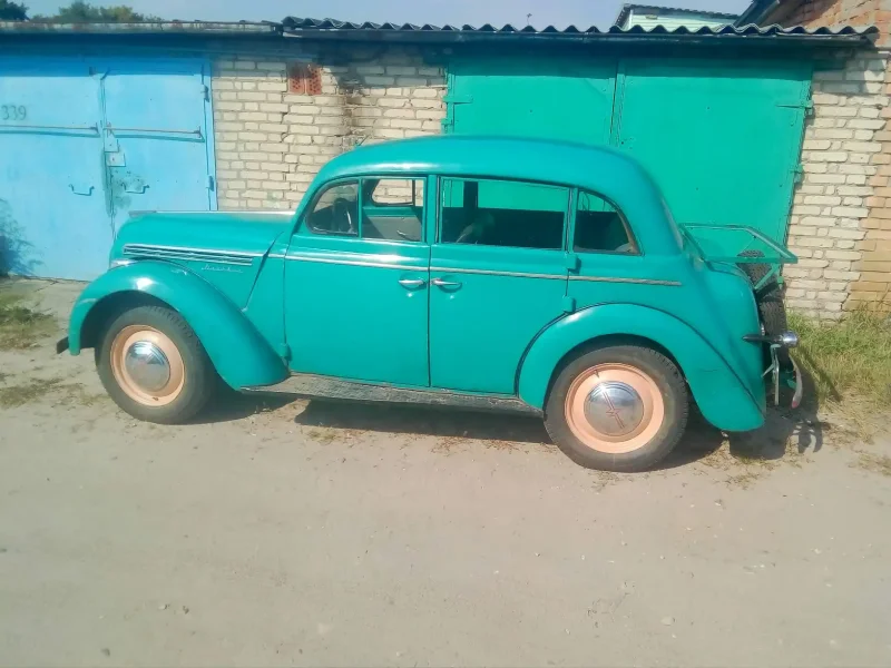 Москвич МЗМА-400-420