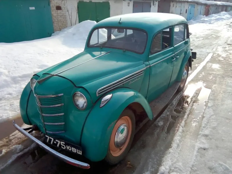451 Москвич-400