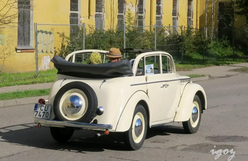 Москвич 400 1949