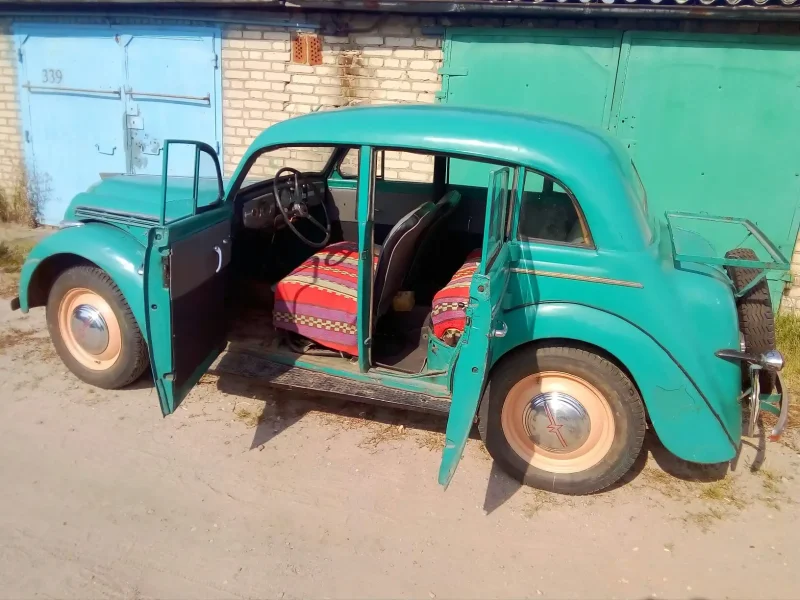Москвич 400 салон