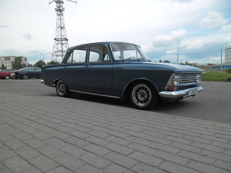 Москвич 408 заниженный