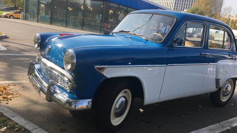 Московский Москвич 407