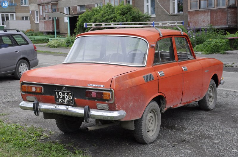 Москвич 2140 правый руль