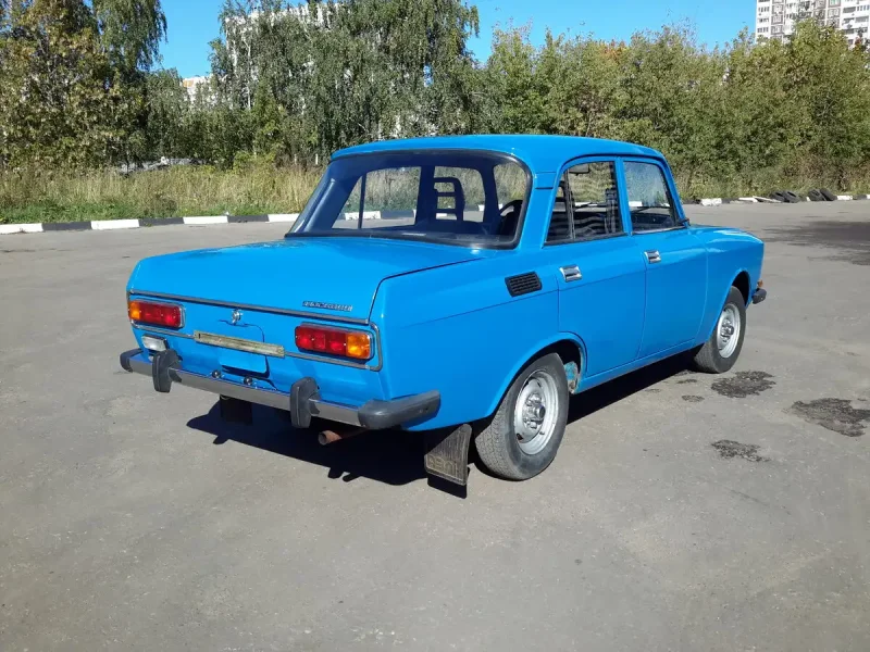 АЗЛК-2140 Москвич голубой