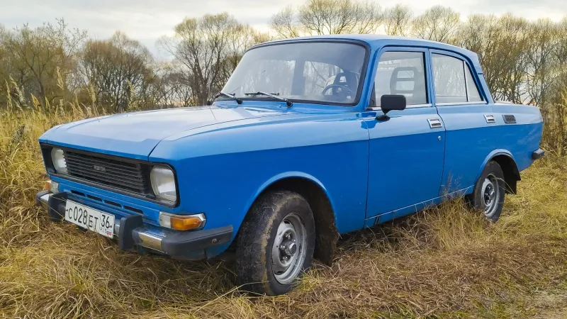 Москвич 2140 голубой