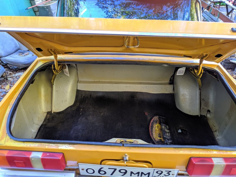 Москвич 2140 SL багажник