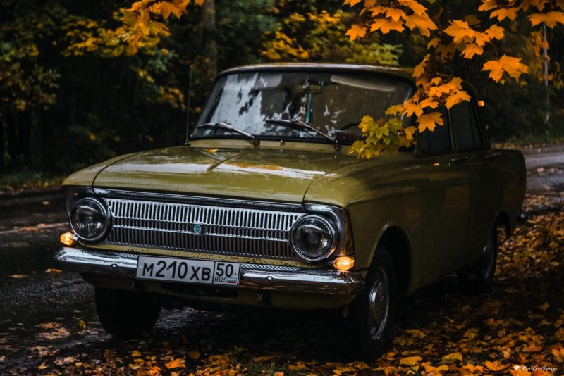 Москвич 412 девушки