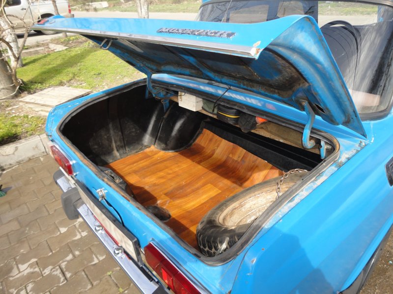 Москвич 2140 багажник