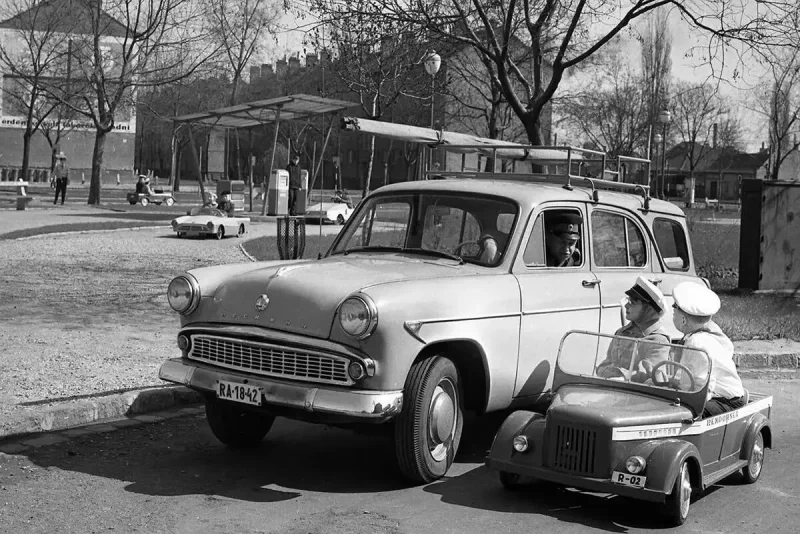 Москвич-423н Горький