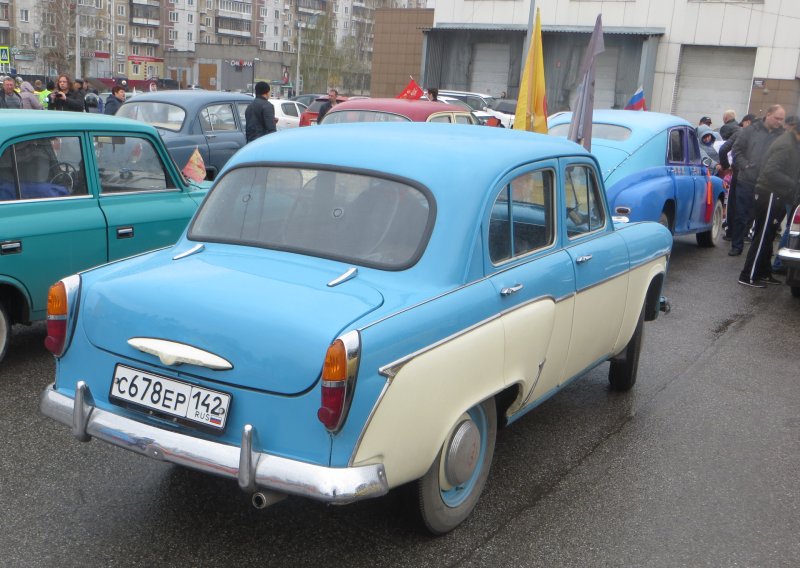 Москвич победа м24