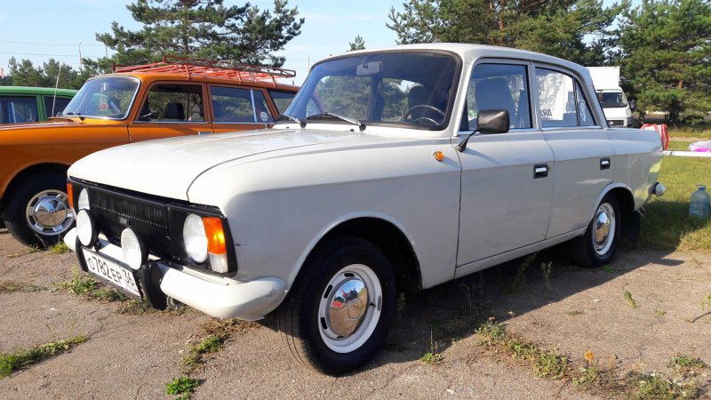 Москвич 412 ИЖ белый