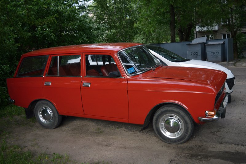 Москвич 2137