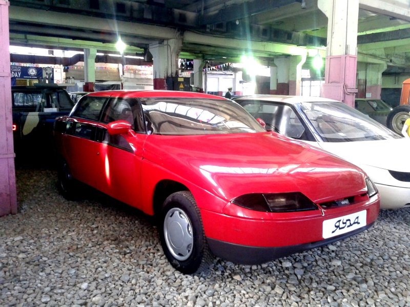 Москвич АЗЛК-2143 «Яуза»