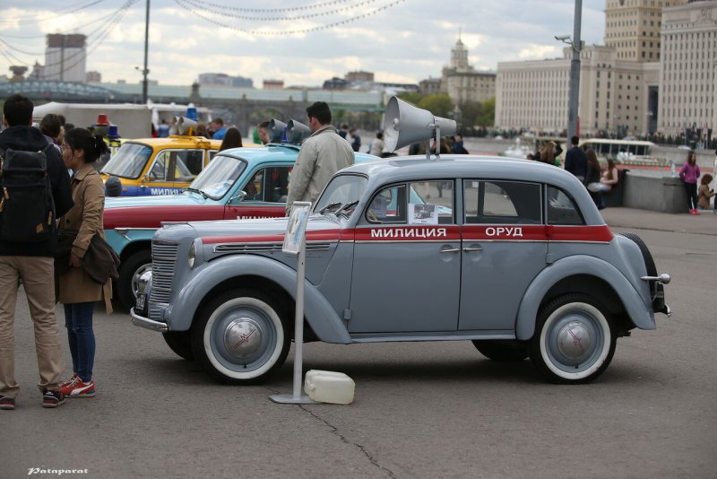 Москвич 400 скорая