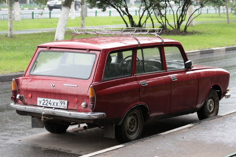 АЗЛК 2137 универсал