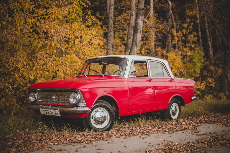 Москвич 408 АЗЛК красный