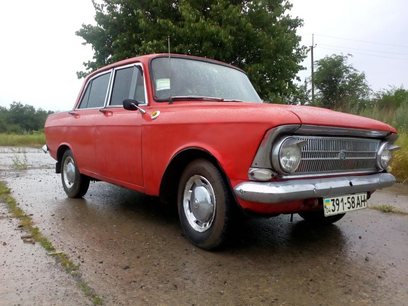 Москвич 412 красный