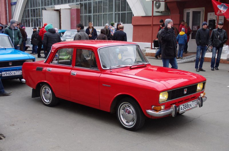 Москвич 412 028 красный