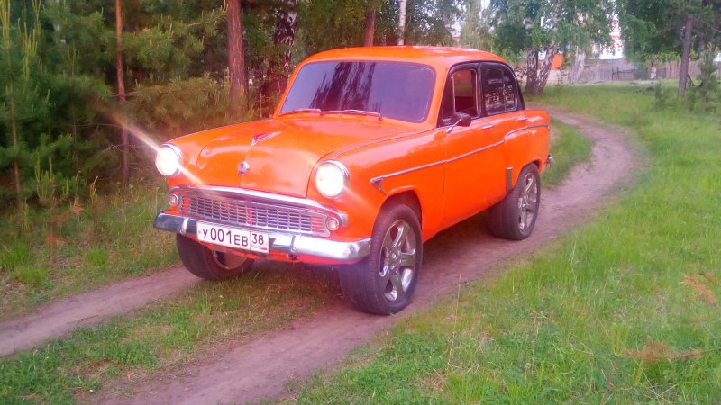 Москвич 403 оранжевый