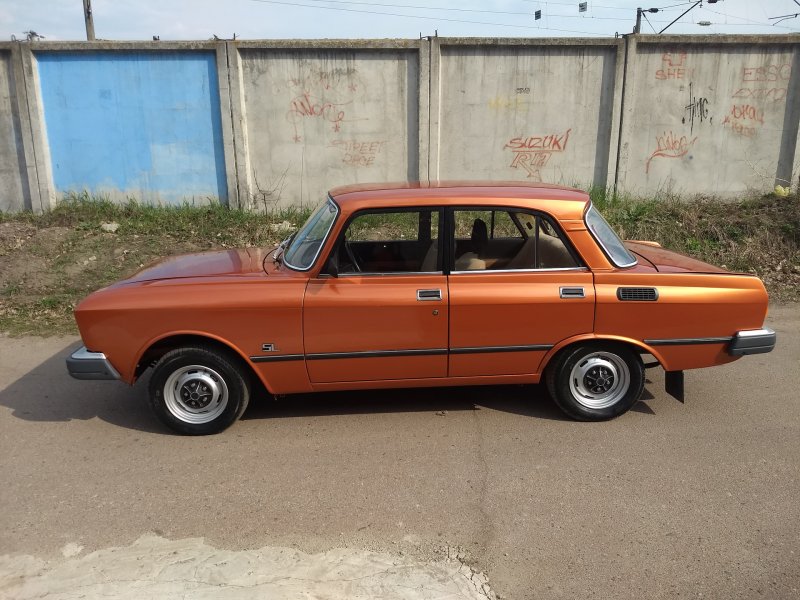 Машина Москвич 2140 SL
