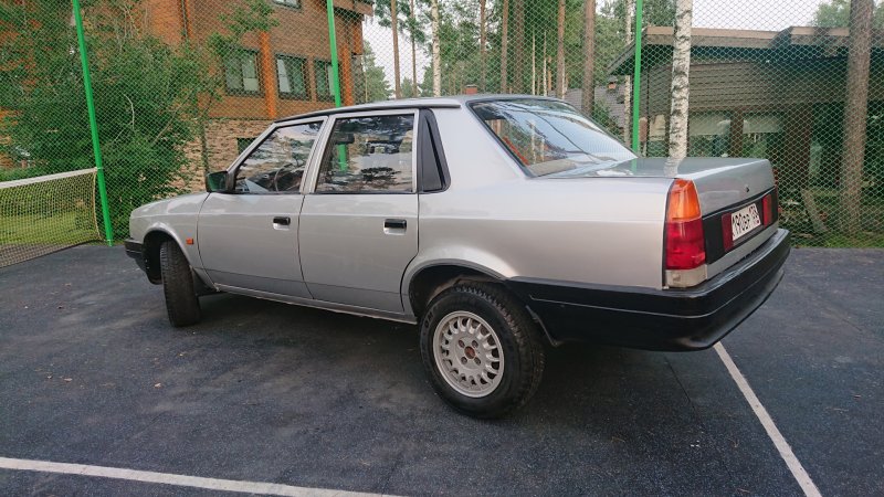 Москвич 2142 седан