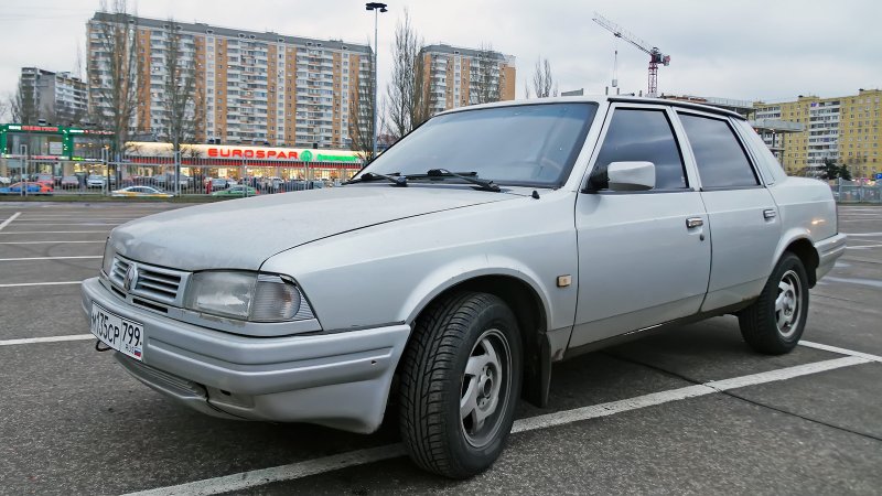 АЗЛК-2142 «Москвич»