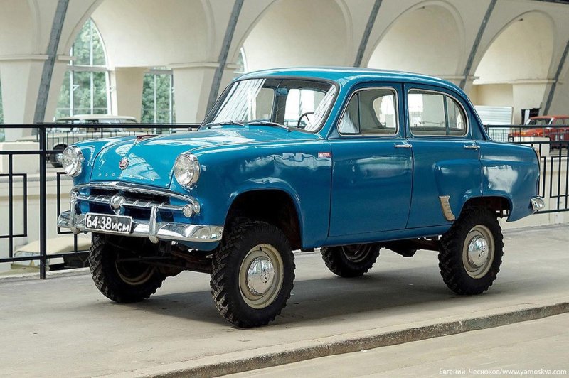 Машина Москвич 410