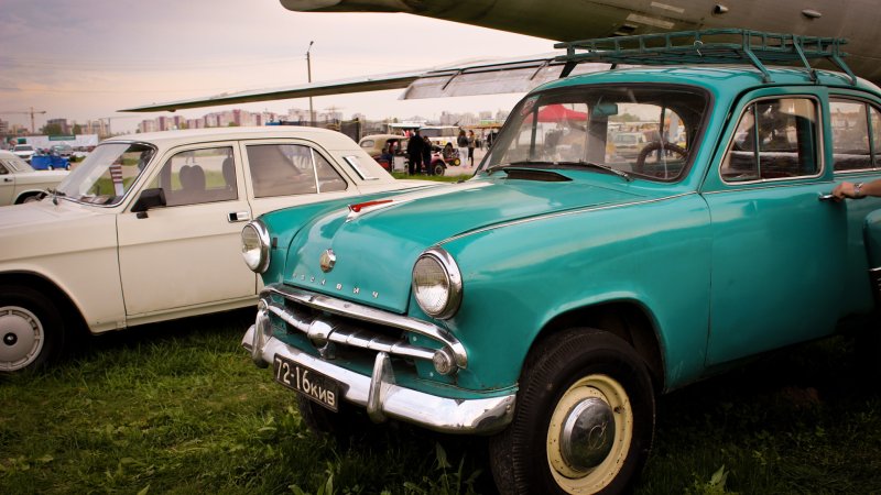 Машина Москвич 410