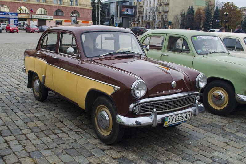 Москвич 400 лимузин