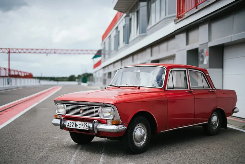 Москвич 412 с Жигулями