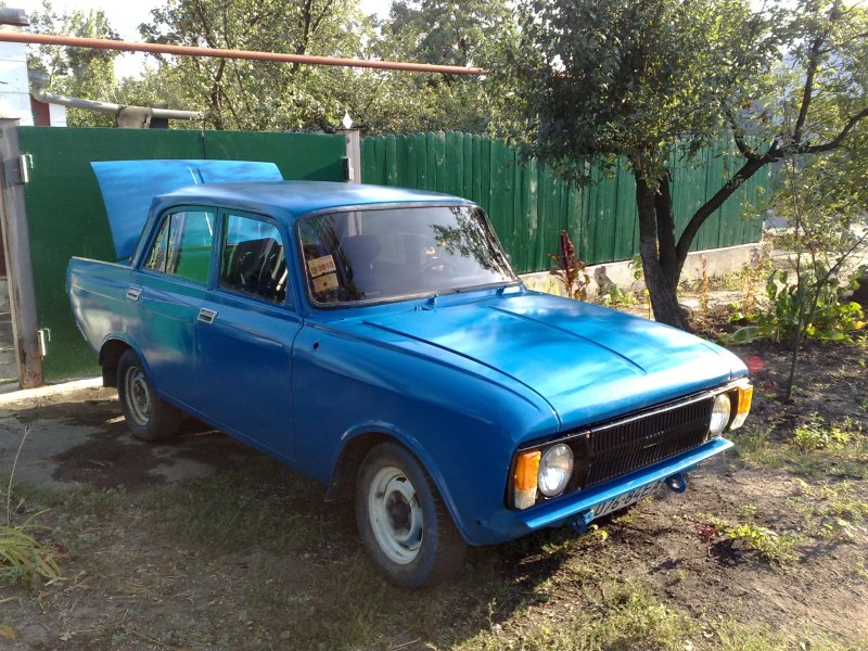 Москвич 412 ИЖ голубой 1977
