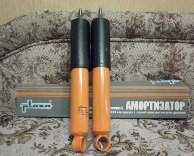 Задние амортизаторы Москвич 2141